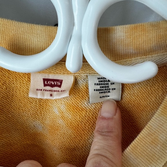 Levi's Yellow Tie-Dye Top - Picture 2 of 4